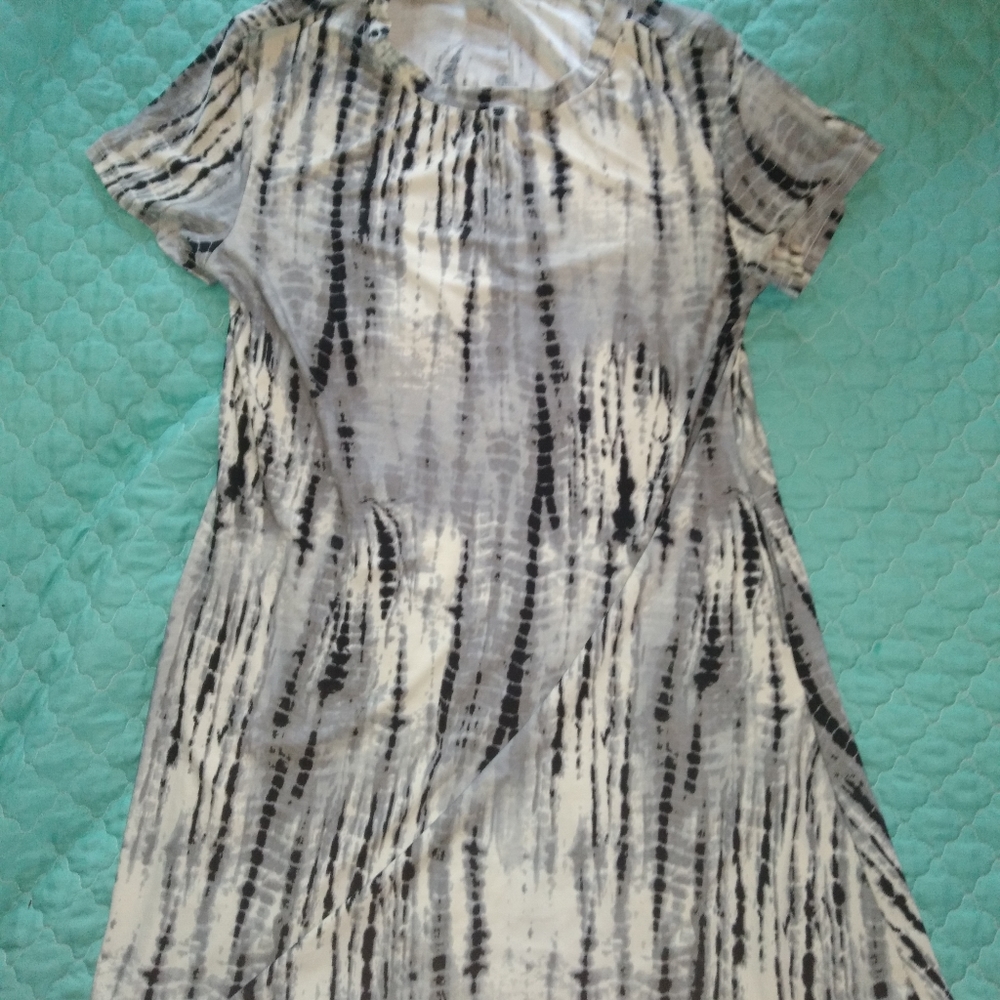 Short sleeve top